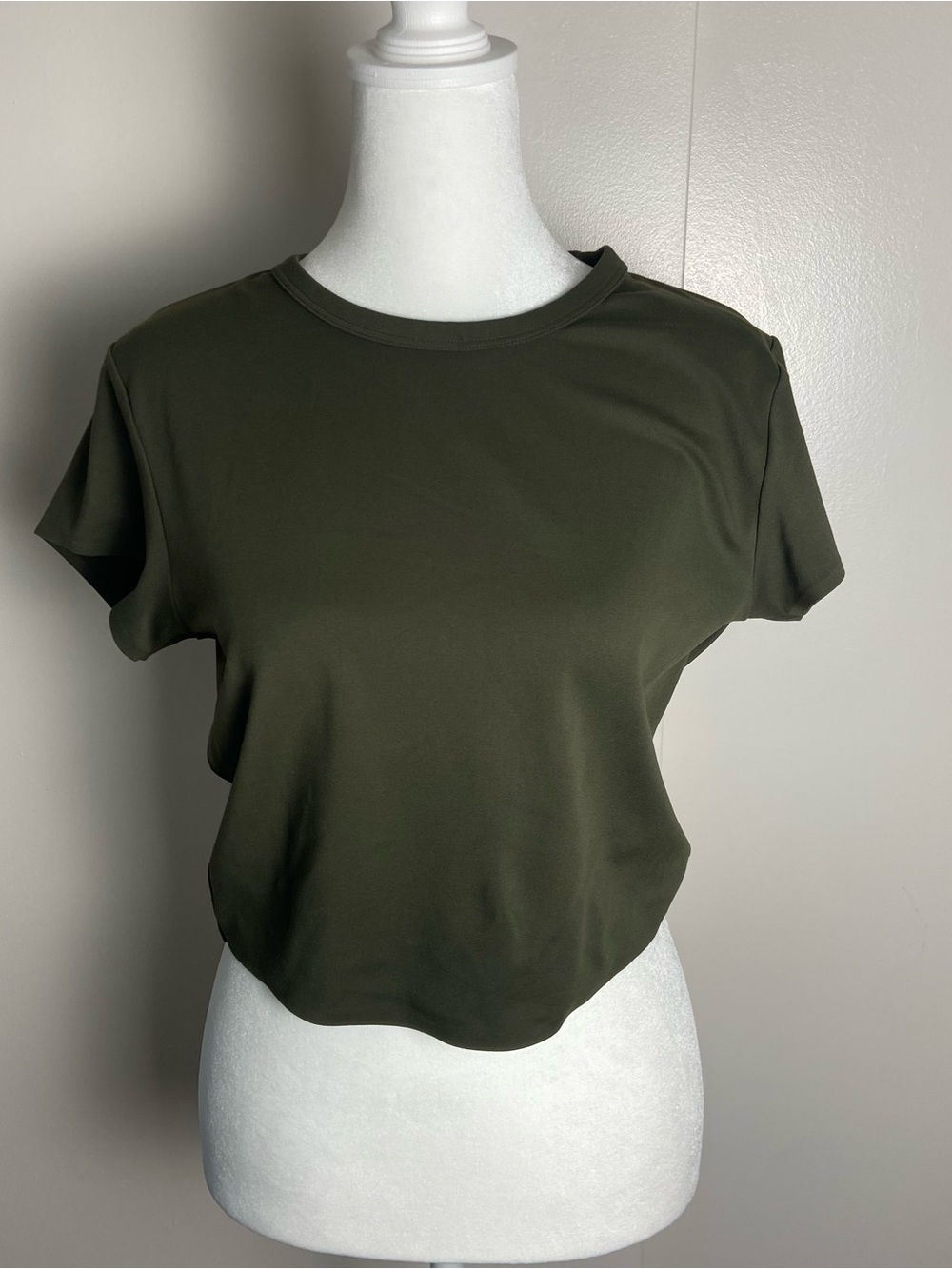 Uniqlo Olive Crewneck Short Sleeve Tee